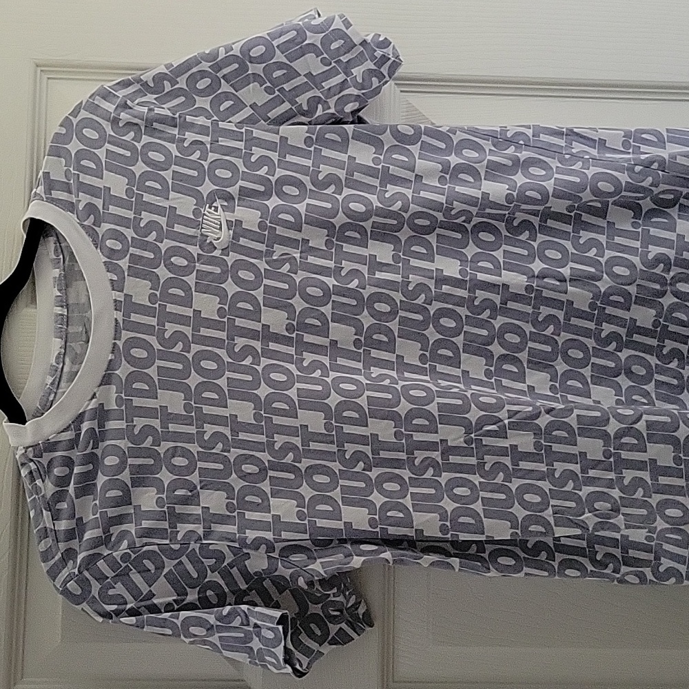 Nike Tshirt